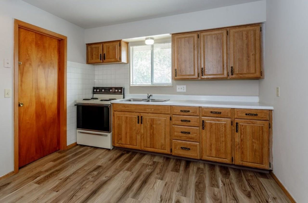 Continental North Apartments - Photo 6 of 14