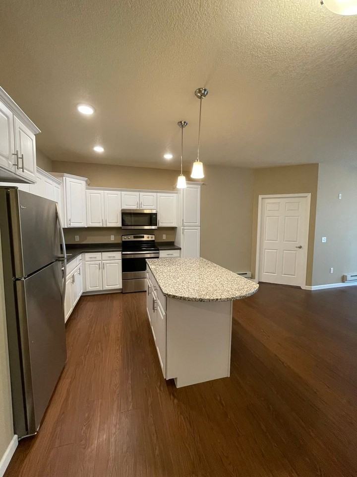 Grasslands Apartments - Photo 3 of 50