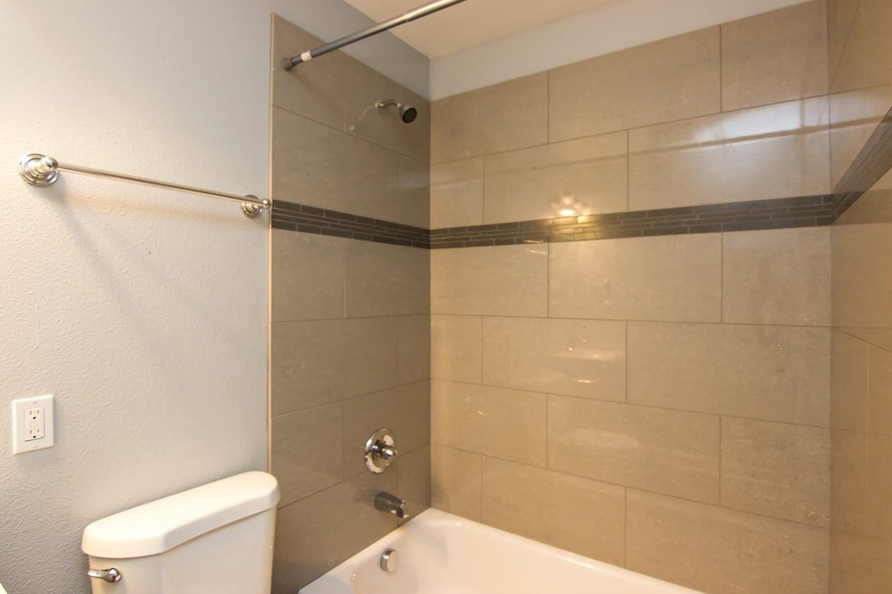 2720 SW Spring Garden St. - Photo 7 of 11