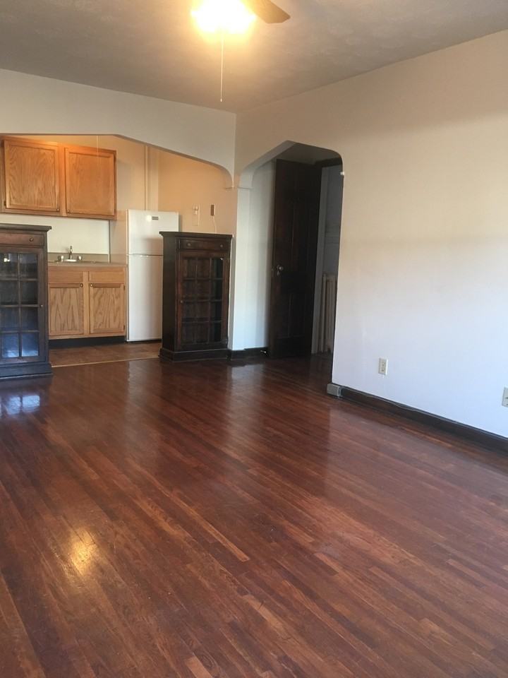 1514 E. Long Street - Photo 2 of 32