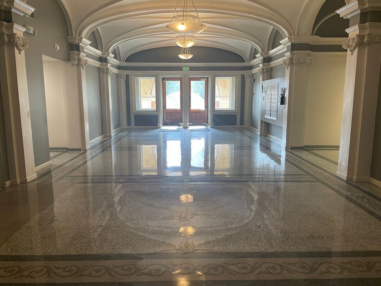 St. Agnes Apartments - Photo 3 of 34