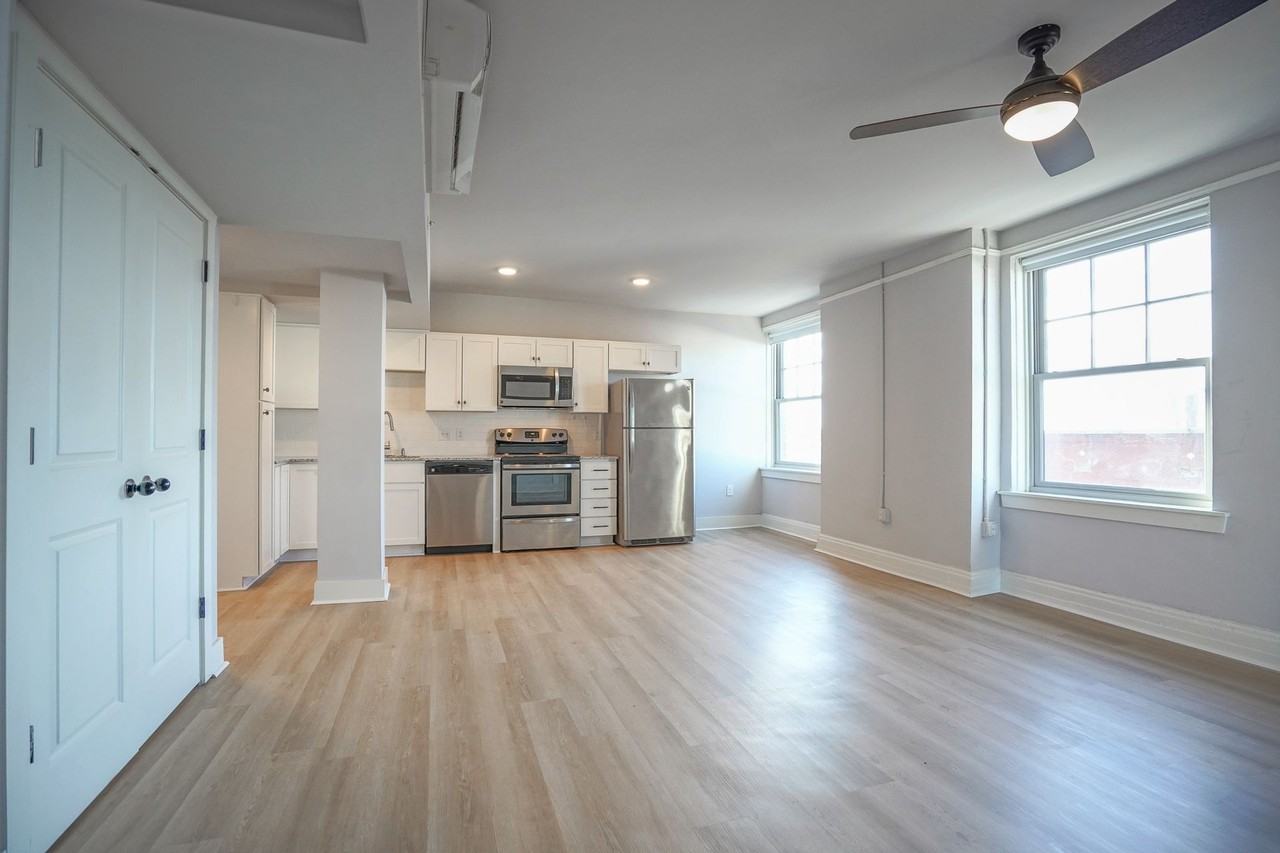 The View at Hotel Concord - Photo 2 of 44