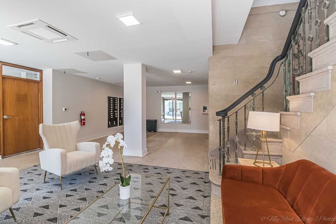 The View at Wayne National - Photo 6 of 50