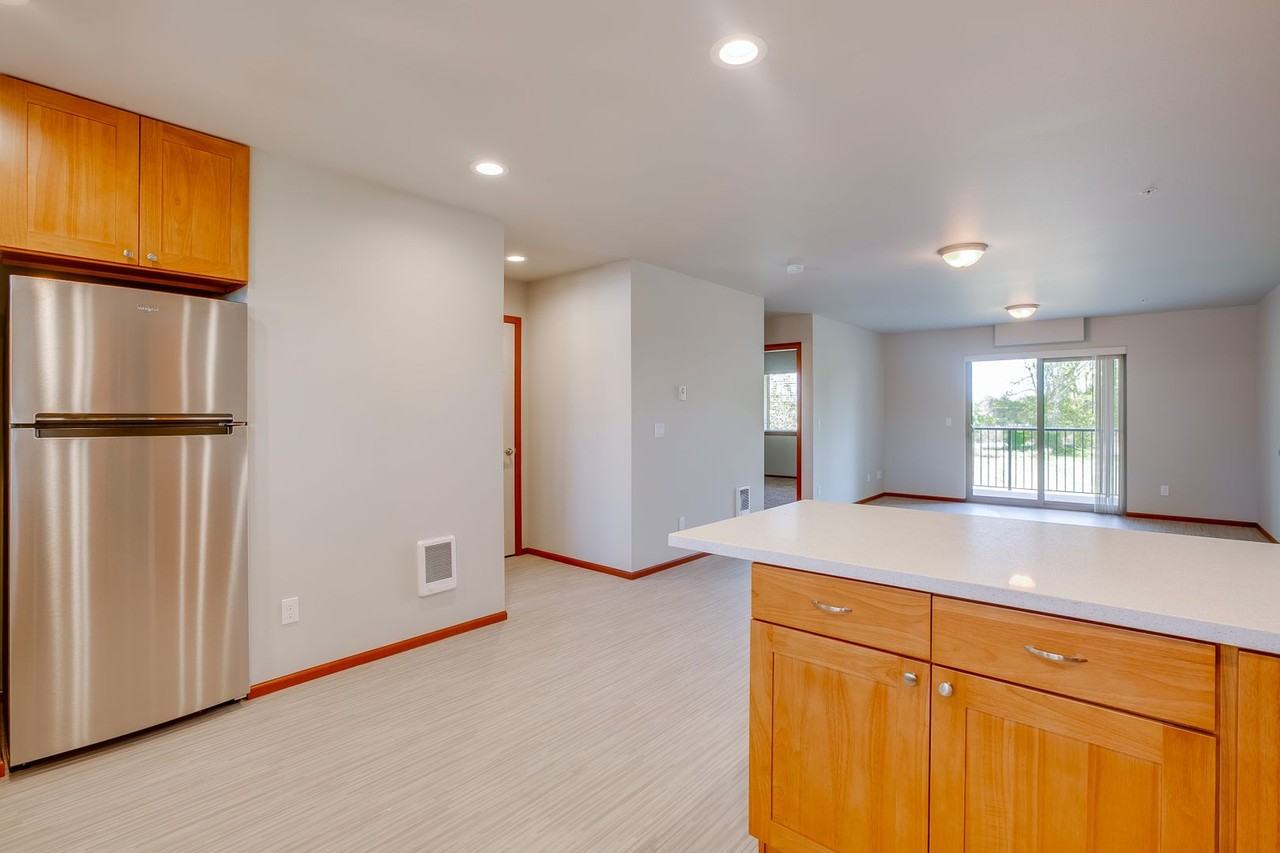 Willy Flats - Photo 3 of 27