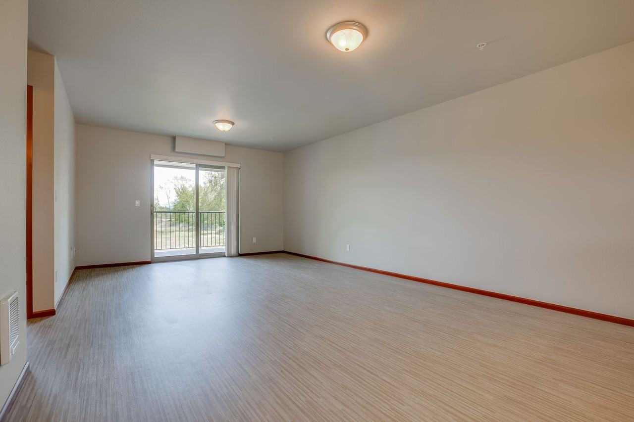 Willy Flats - Photo 4 of 27