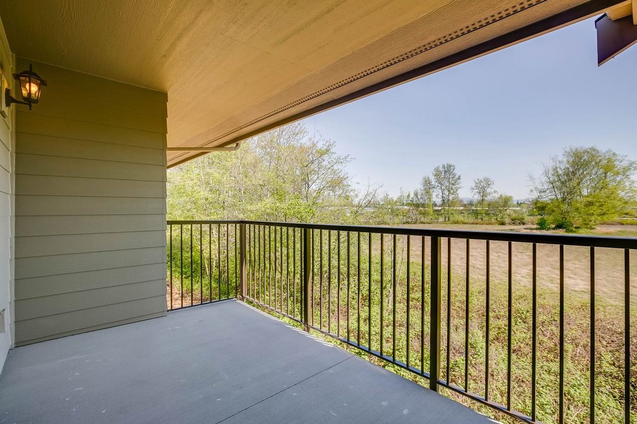 Willy Flats - Photo 6 of 27