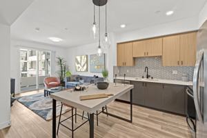 featured image of 7401 Lankershim Blvd