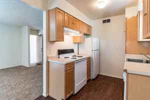 featured image of 4835 N Cedar Ave