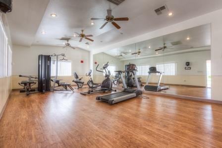 Serena Vista Apartments - Photo 6 of 35