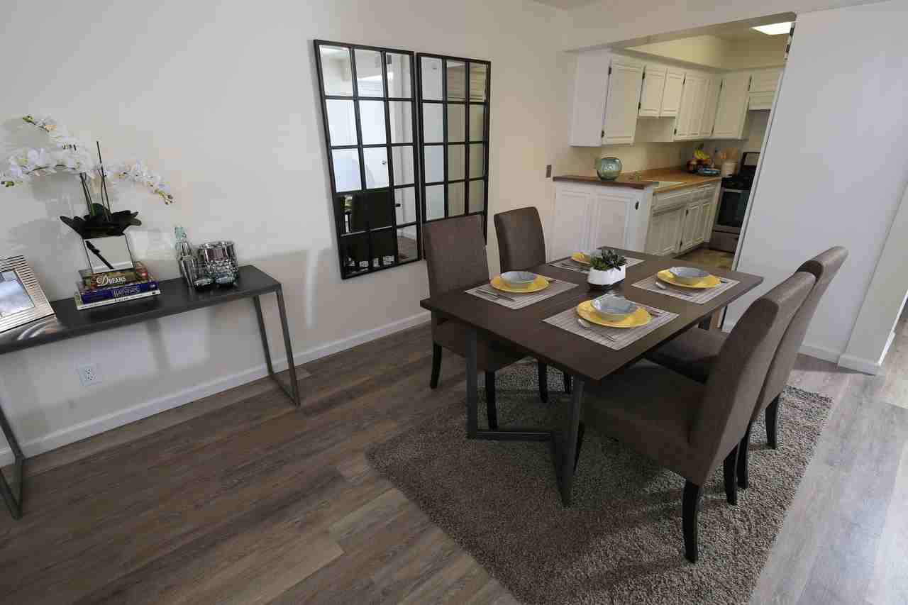 5505 Zelzah - Photo 4 of 5