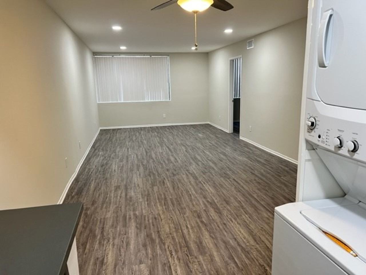 5505 Zelzah - Photo 5 of 5