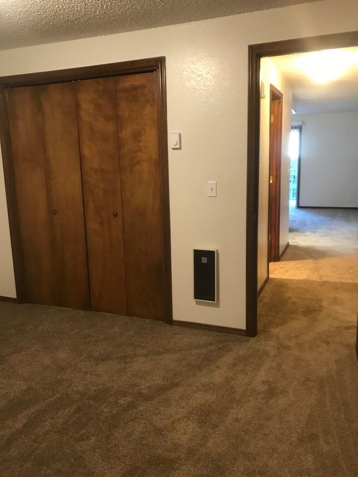 Large Two - Photo 5 of 11