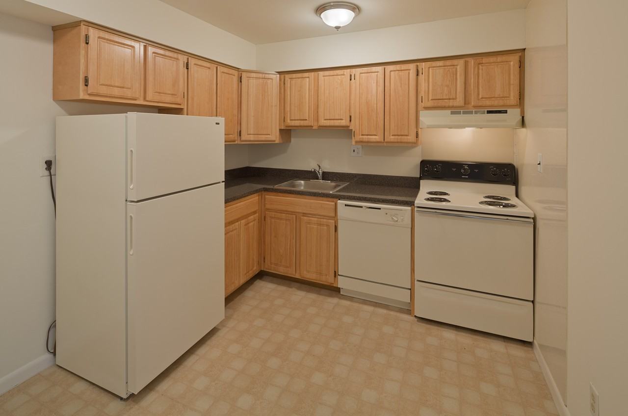 Kingswick Apartments LP - Photo 4 of 50