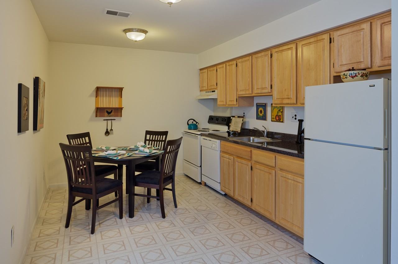 Kingswick Apartments LP - Photo 6 of 50