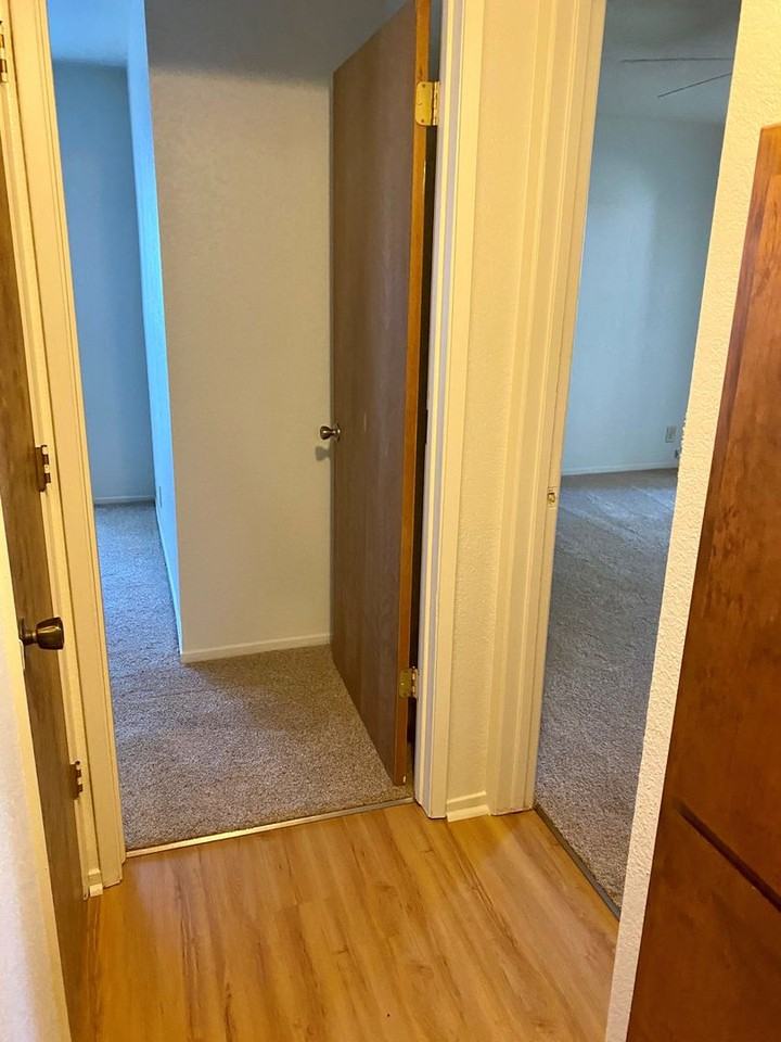 Tuscan Villa Apartments - Photo 5 of 48