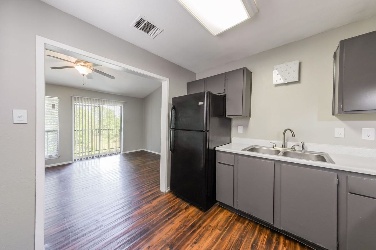 1623 Aquarena Springs Drive - Photo 7 of 50