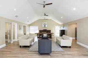 featured image of 455 E Washington Ave