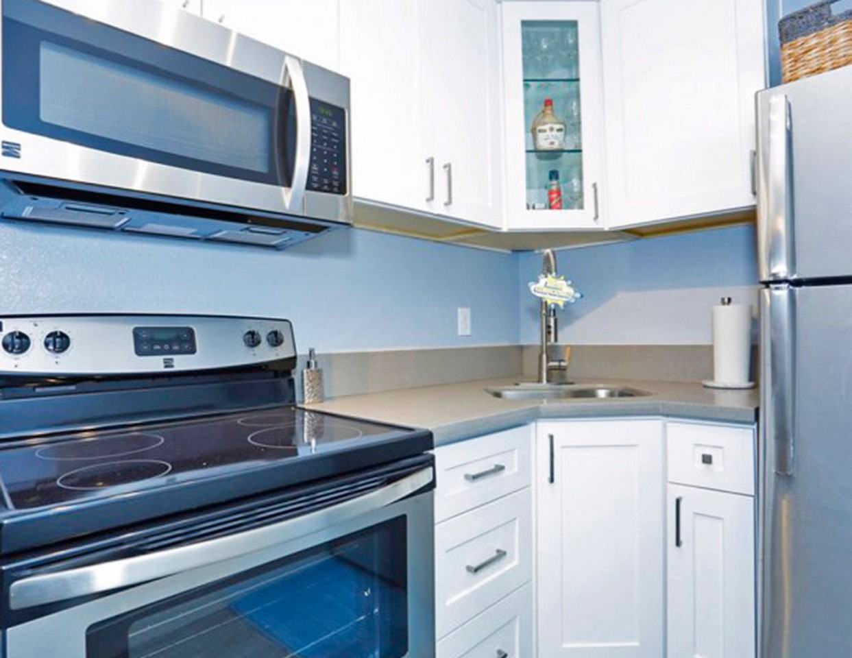 Leasing Now! - Photo 4 of 15