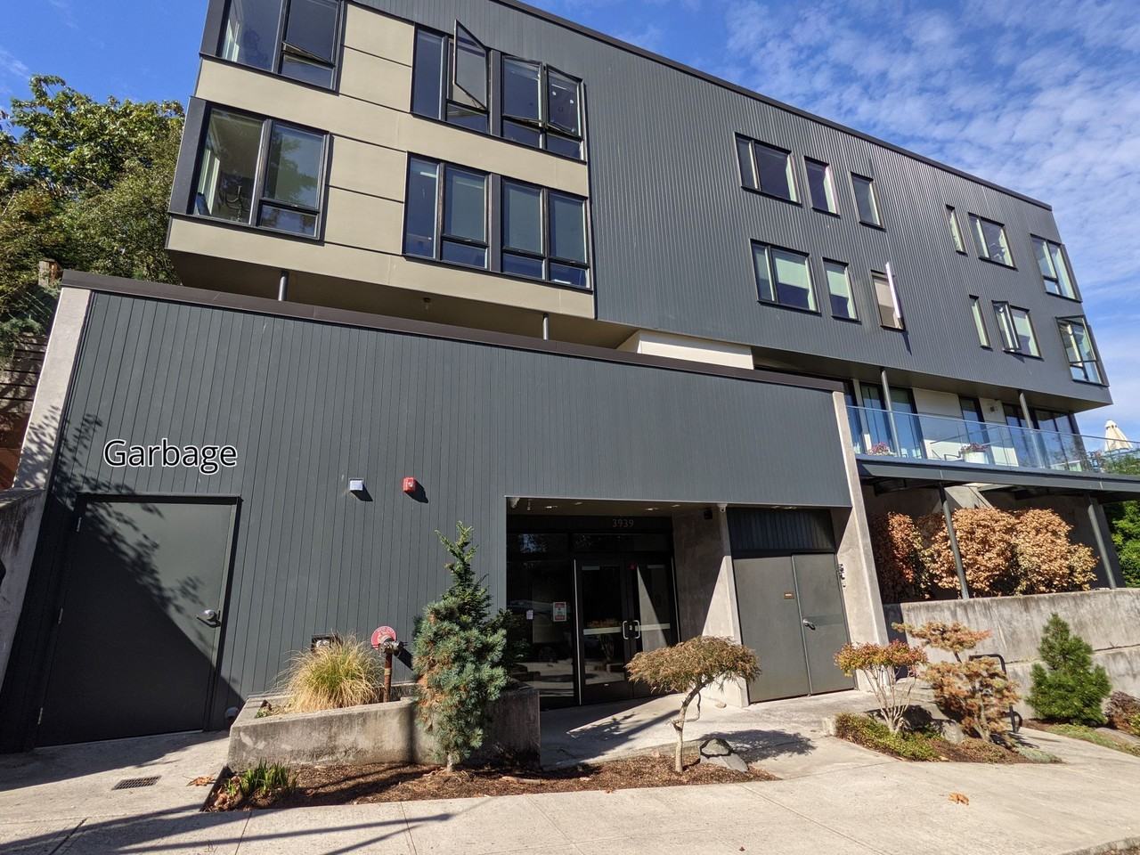 Viewpoint Terrace Apartments - Photo 4 of 5