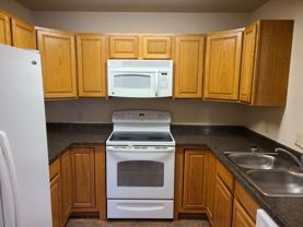 The Residences at 843 Oak - Photo 1 of 1