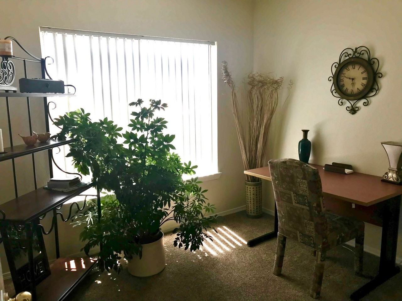 Taylor Ranch - Photo 6 of 17