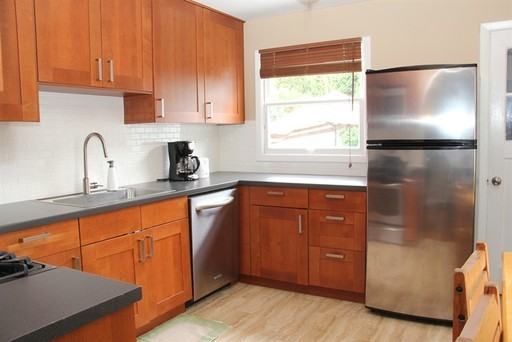 8421 NE Webster St - Photo 2 of 12