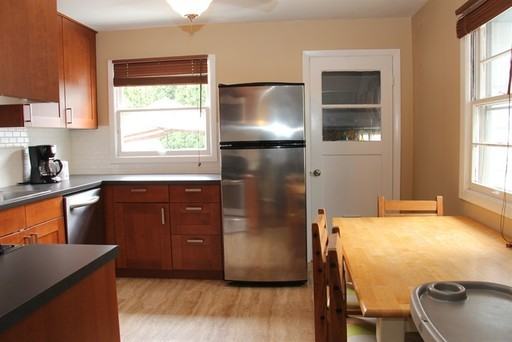 8421 NE Webster St - Photo 3 of 12