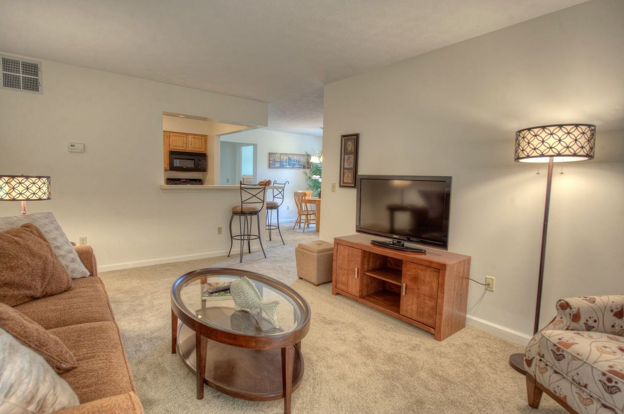 Stillwaters, Hickory Grove Apartments - Photo 7 of 31