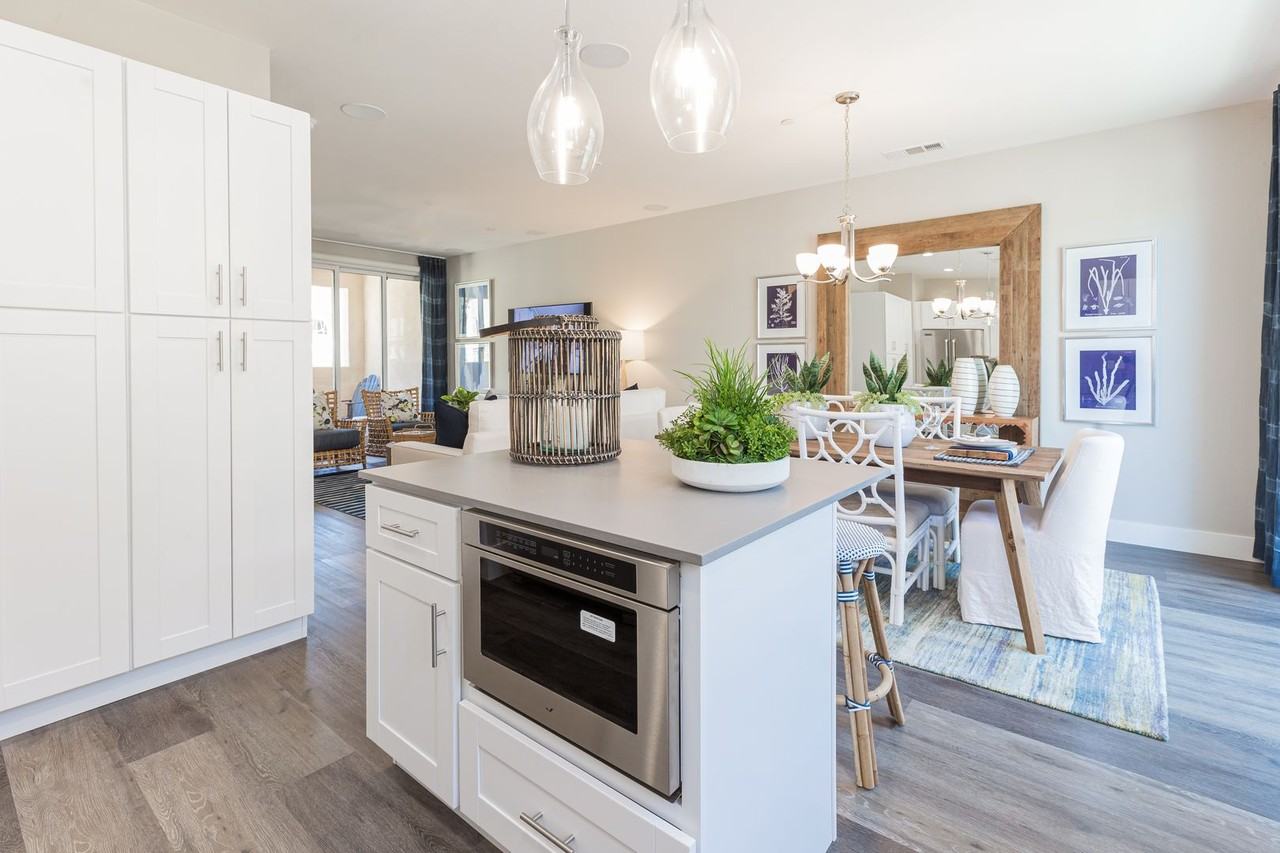 Paxton Calabasas - Photo 3 of 50