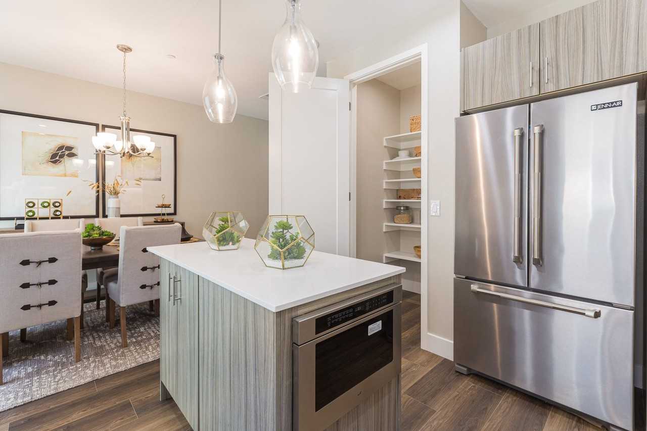 Paxton Calabasas - Photo 5 of 50