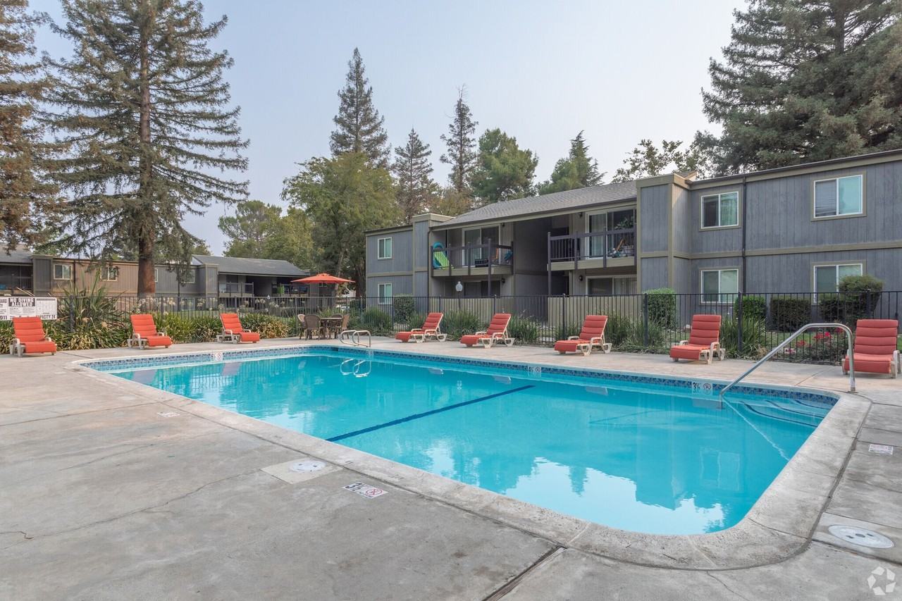 11070 Hirschfeld Way - Photo 3 of 50