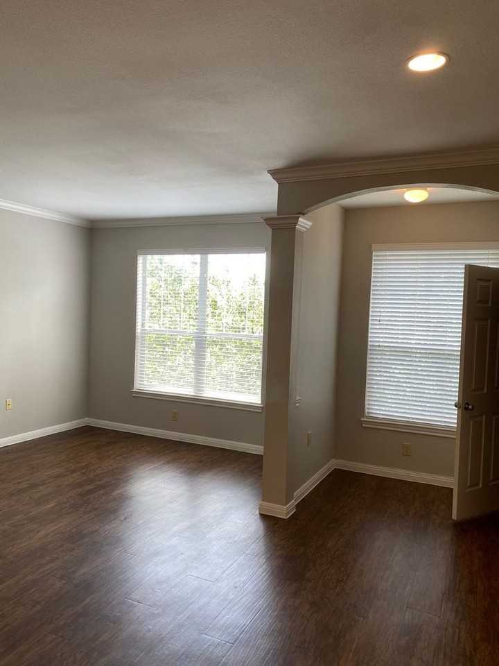 Mission Ranch Apartments - Photo 6 of 40