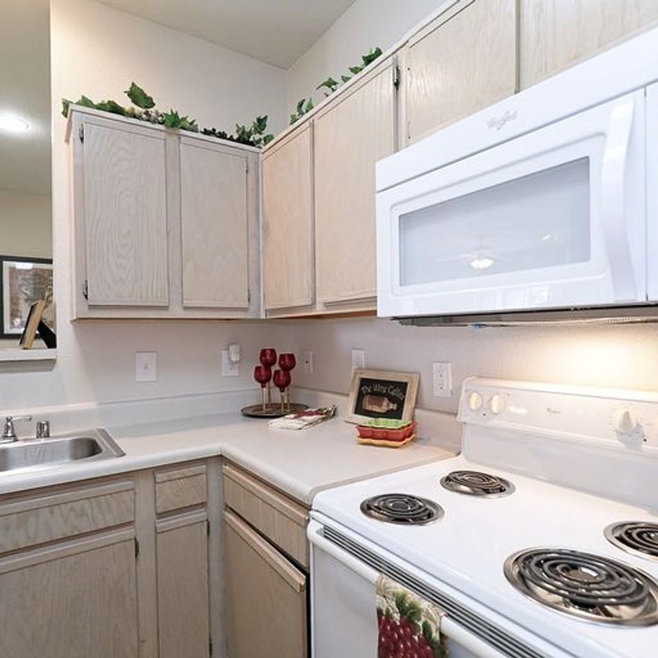 Seasons at Green Oaks - Photo 7 of 33