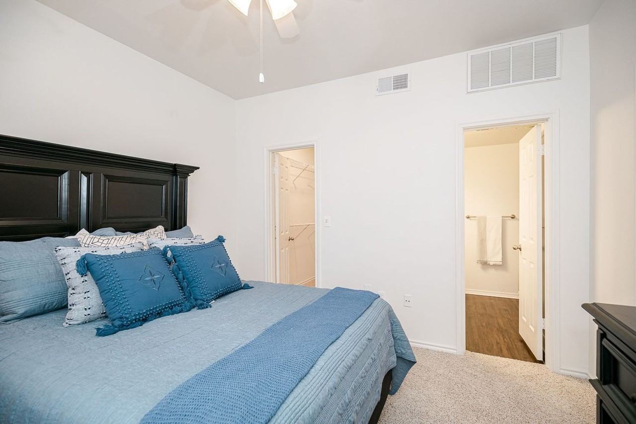 Stonebridge at Bear Creek - Photo 4 of 23