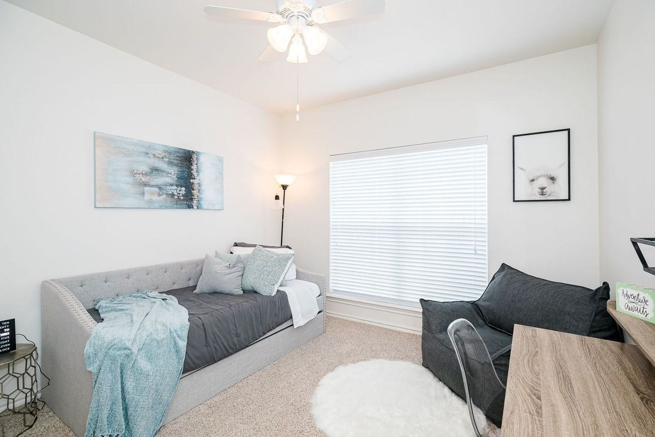 Stonebridge at Bear Creek - Photo 6 of 23