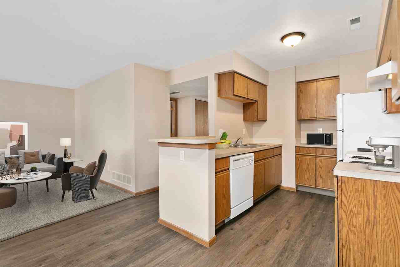 Crosswinds Apartments - Photo 3 of 17