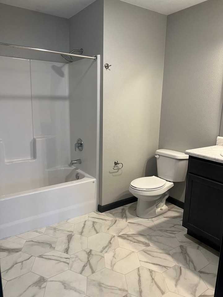 The Crossings at East Cherry - Photo 6 of 31