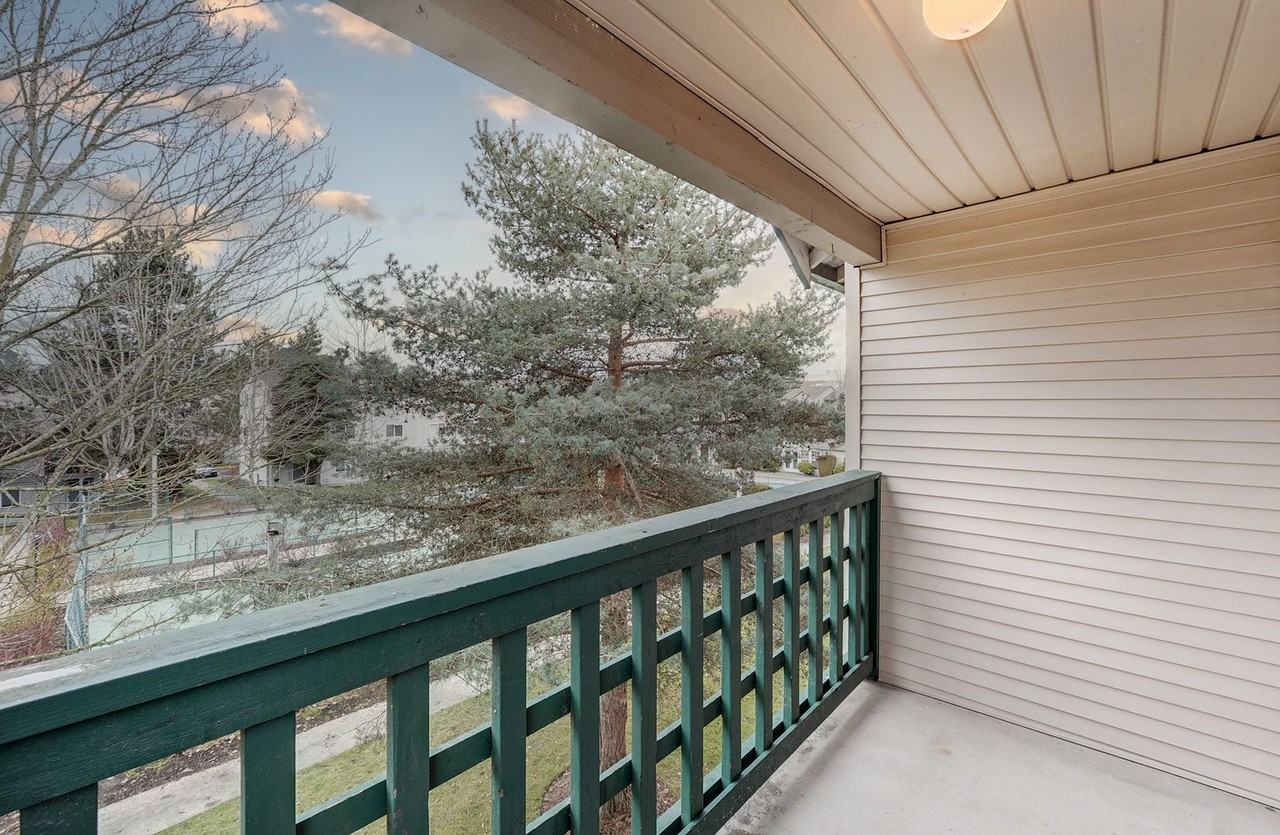 Up to 8 - Photo 4 of 36