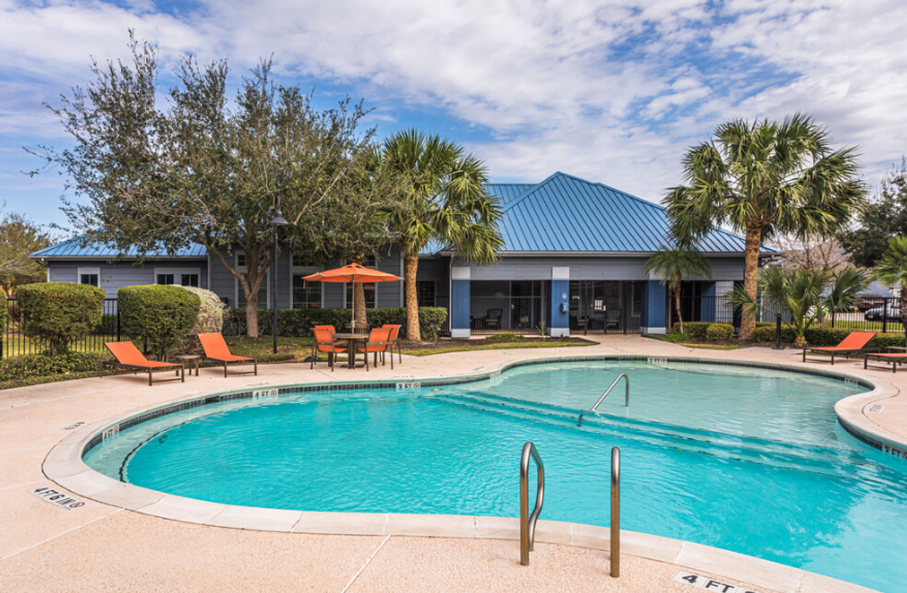 Stoneleigh Apartment Homes - Photo 6 of 50