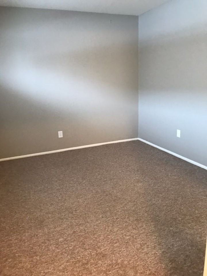 ROBERT HOCK APARTMENTS - Photo 3 of 8