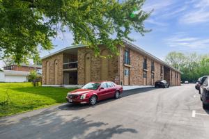 featured image of 800 Cunningham Ave