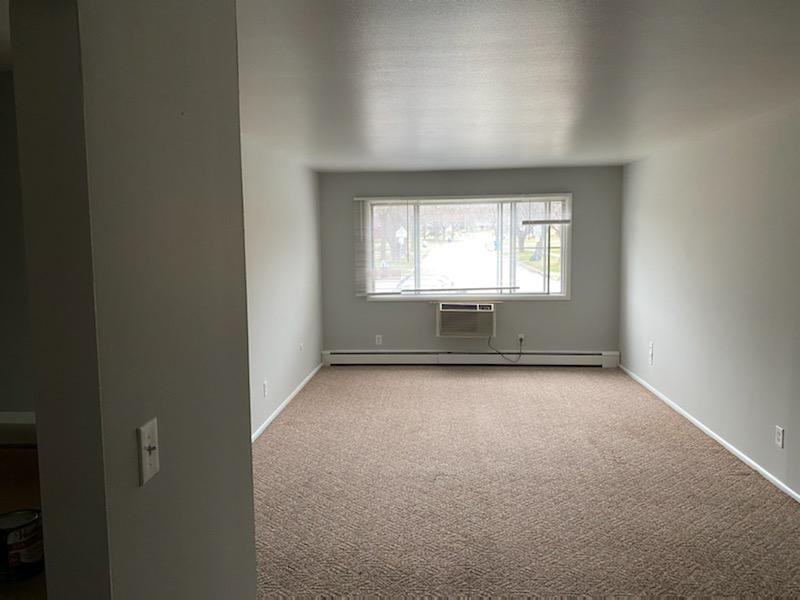 Hershey Manor Apartments - Photo 7 of 32