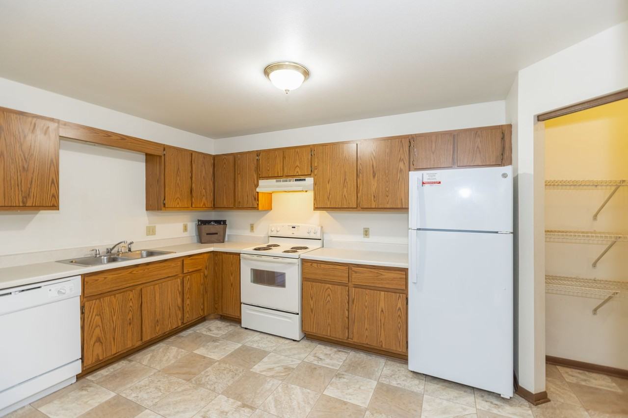 3901 Weston Pines Lane - Photo 7 of 50