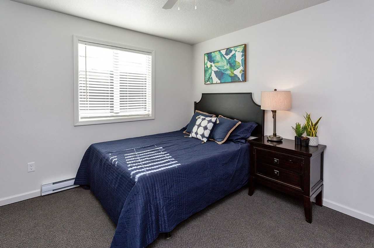 501 Plaza Heights Rd #4 - Photo 6 of 20