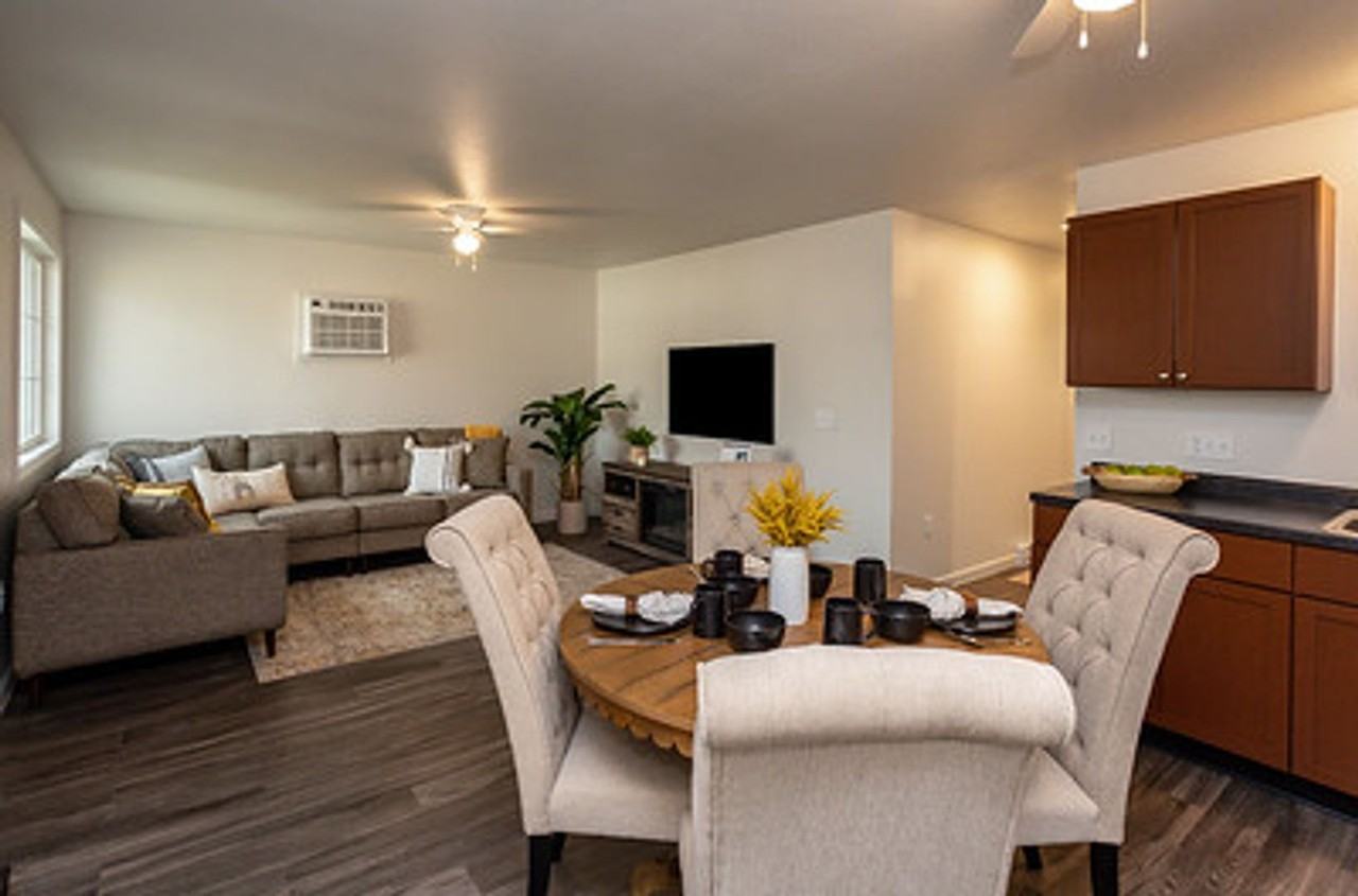 Yellowbanks - Photo 2 of 16