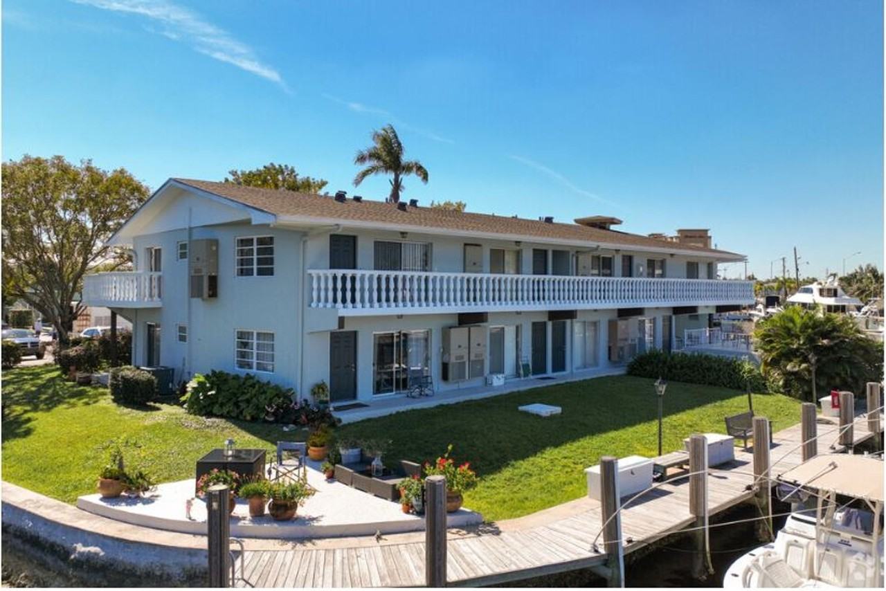 Pompano Harbor Apartments - Photo 2 of 50