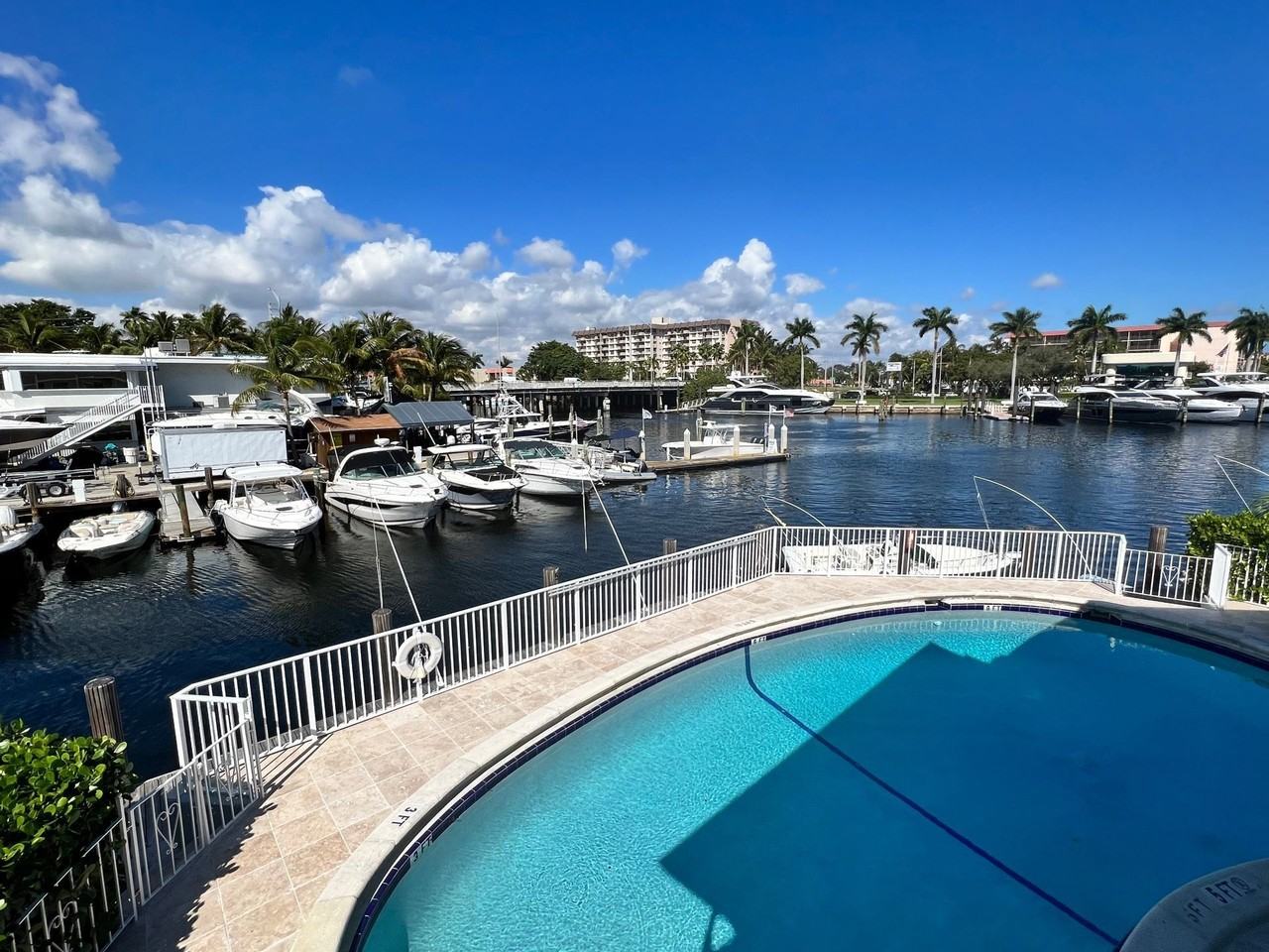 Pompano Harbor Apartments - Photo 6 of 50