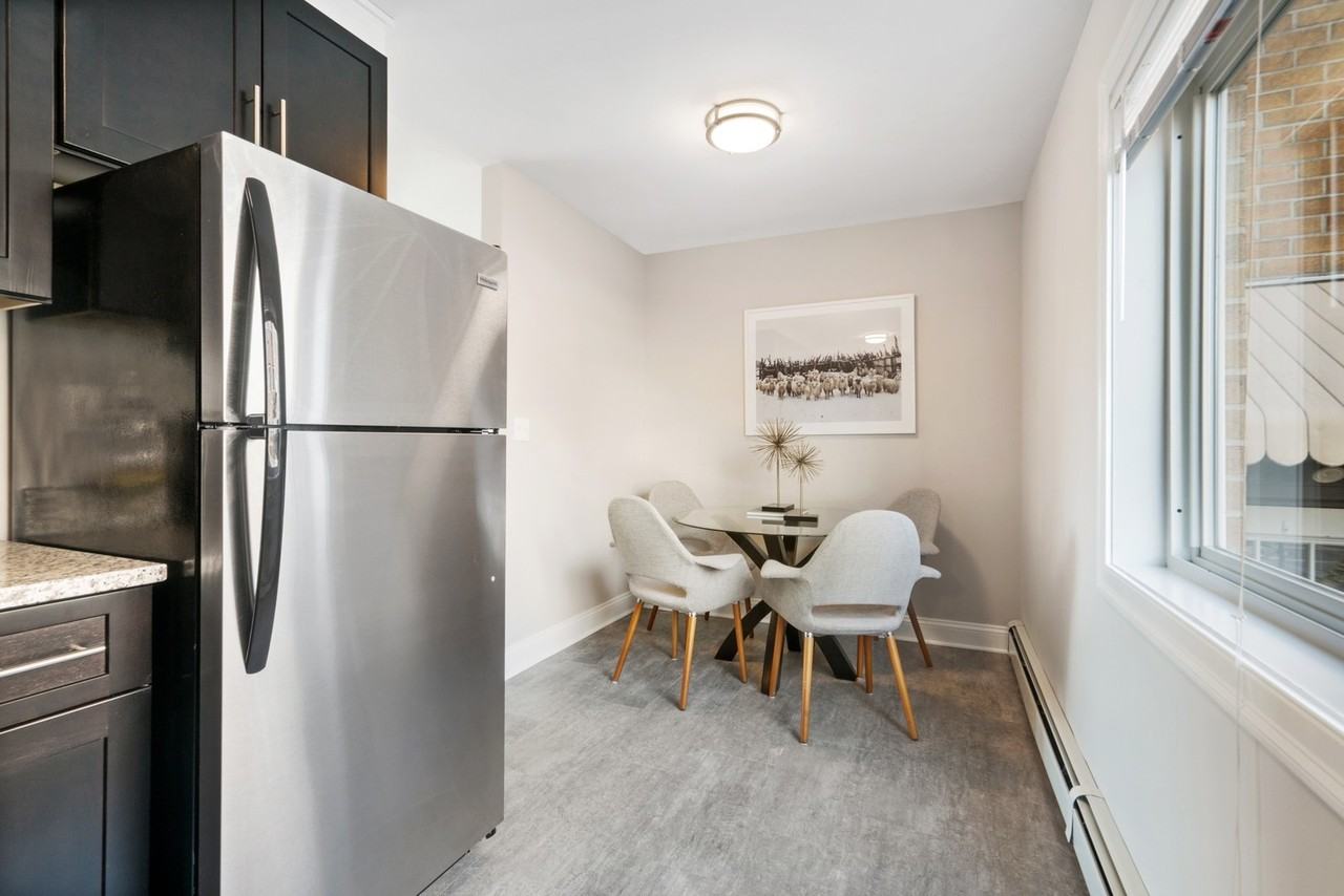 3 Bedford LLC - Photo 4 of 44