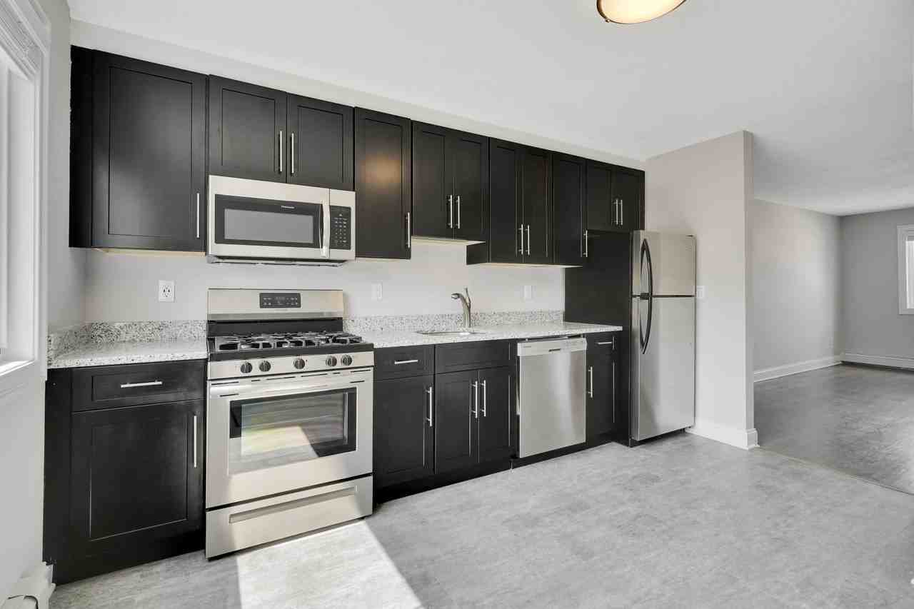 31 Ferris LLC - Photo 3 of 20