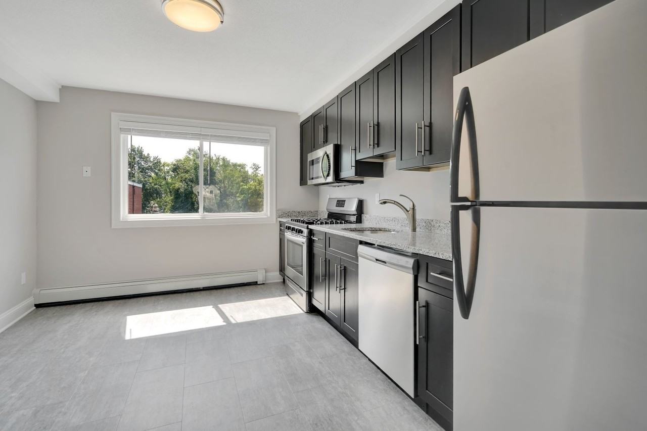 31 Ferris LLC - Photo 4 of 20